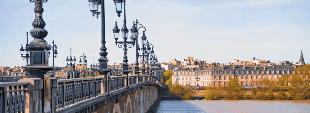 Le pont de Pierre de bordeaux